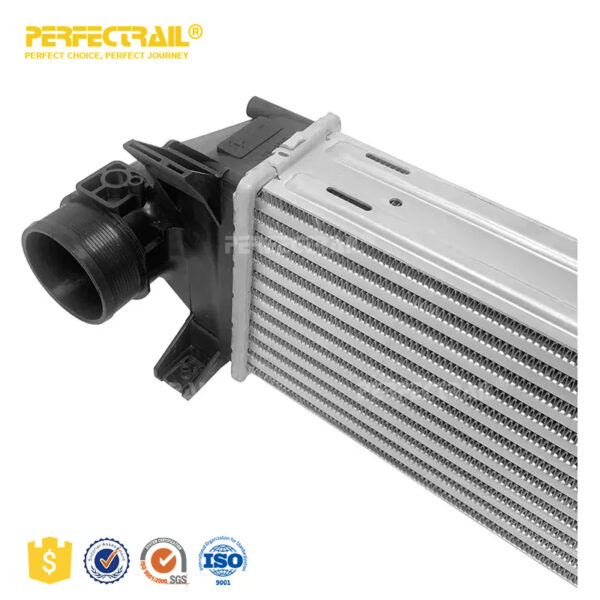 PERFECTRAIL LR009802 Intercooler