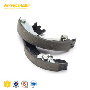 PERFECTRAIL LR031947 Brake Shoe Set